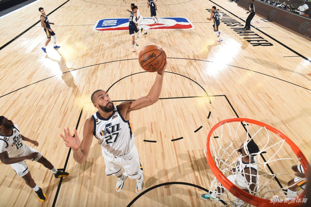 更让我们看 更让我们看