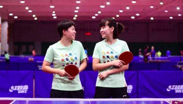 他在谈话中 他在谈话中