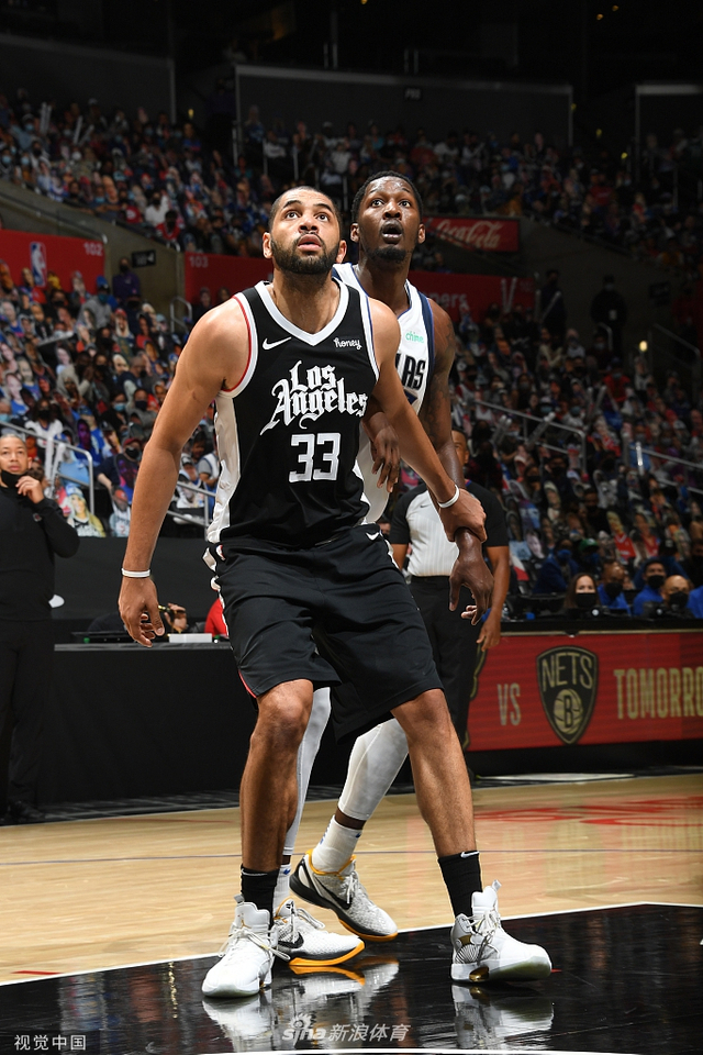 马德里站-王曦雨救赛点逆转开门红 将战斯瓦泰克