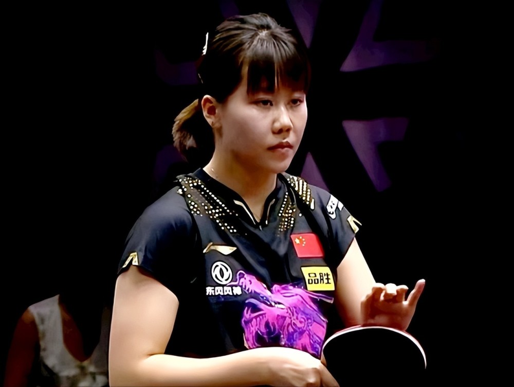 三连冠费德 三连冠费德