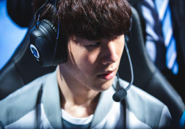 长春亚泰门 长春亚泰门